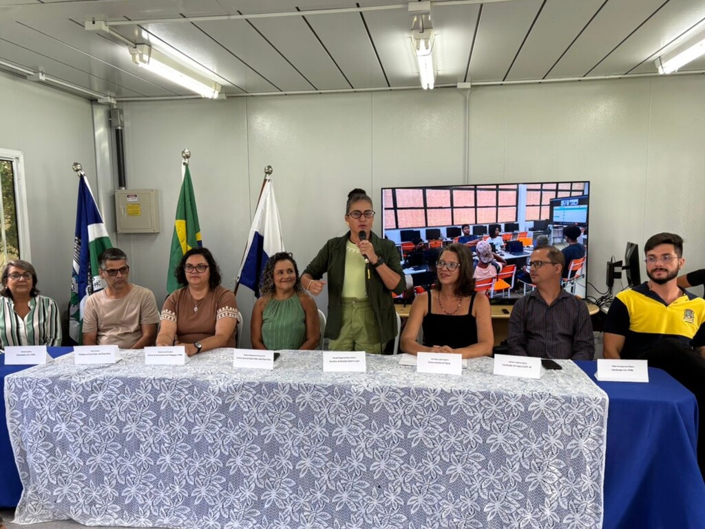 Rio das Ostras celebra primeira turma de curso profissionalizante para EJA