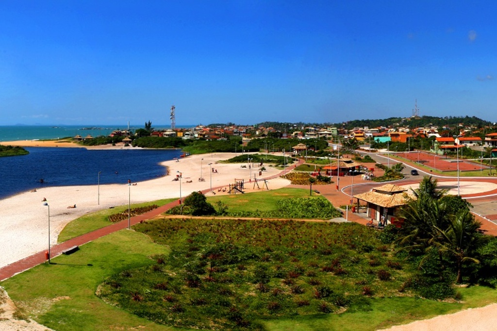 Projeto restaura ecossistemas e amplia arborização urbana em Rio das Ostras